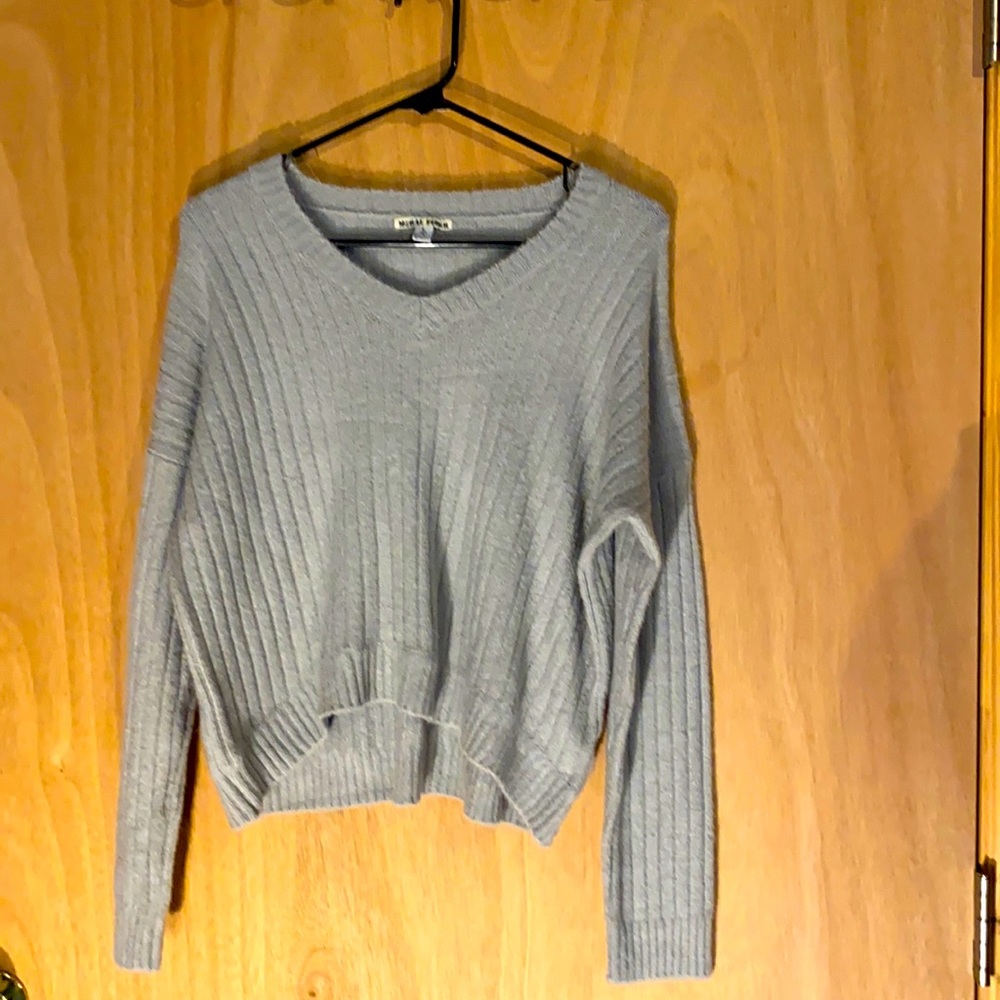 Grey crop top sweater